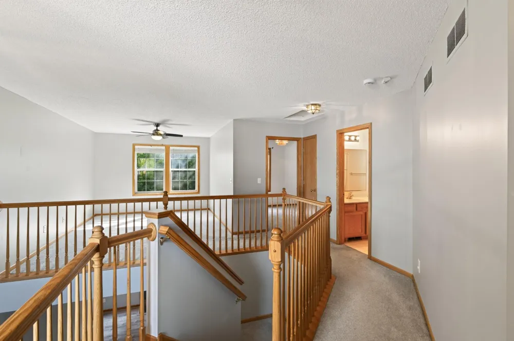 9236 Merrimac Lane Maple Grove, MN 55311