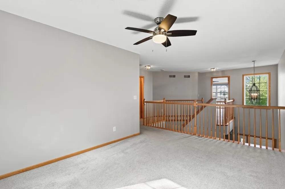 9236 Merrimac Lane Maple Grove, MN 55311