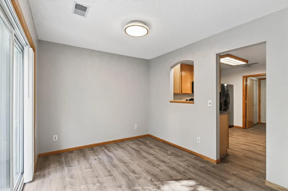9236 Merrimac Lane Maple Grove, MN 55311