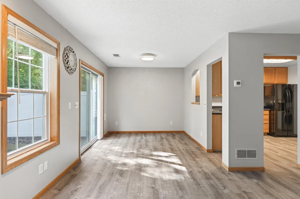 9236 Merrimac Lane Maple Grove, MN 55311