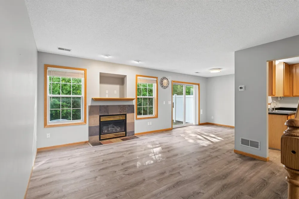 9236 Merrimac Lane Maple Grove, MN 55311