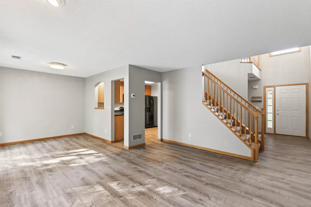 9236 Merrimac Lane Maple Grove, MN 55311