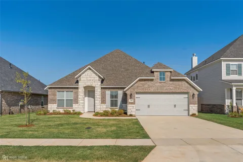 348 Prien Lake Loop