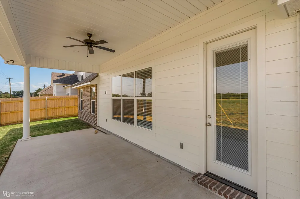 348 Prien Lake Loop Bossier City, LA 71111
