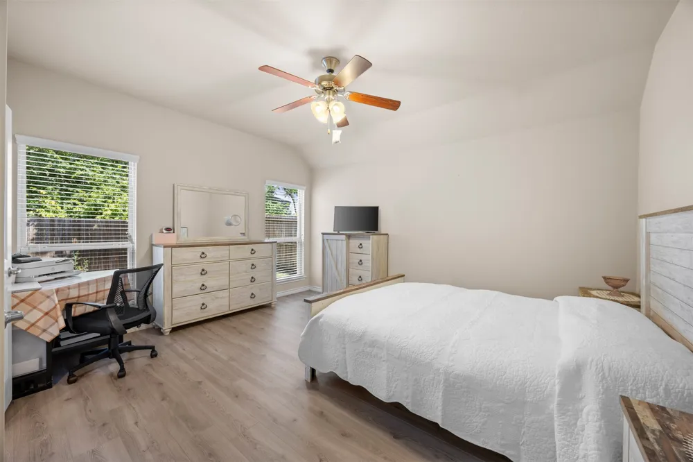 912 Gray Fox Drive McKinney, TX 75071