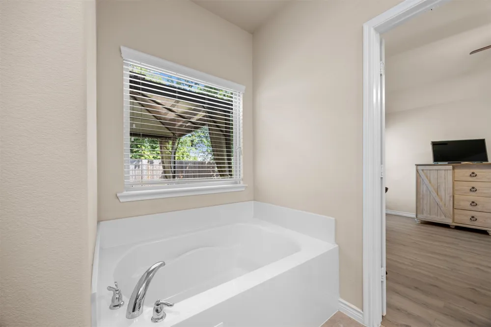 912 Gray Fox Drive McKinney, TX 75071