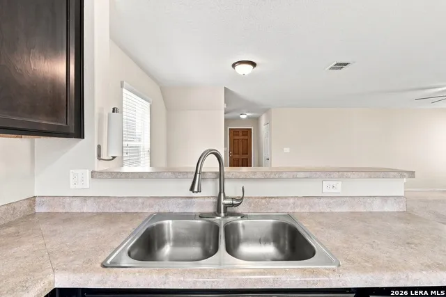 25002 Remington Oaks San Antonio, TX 78261