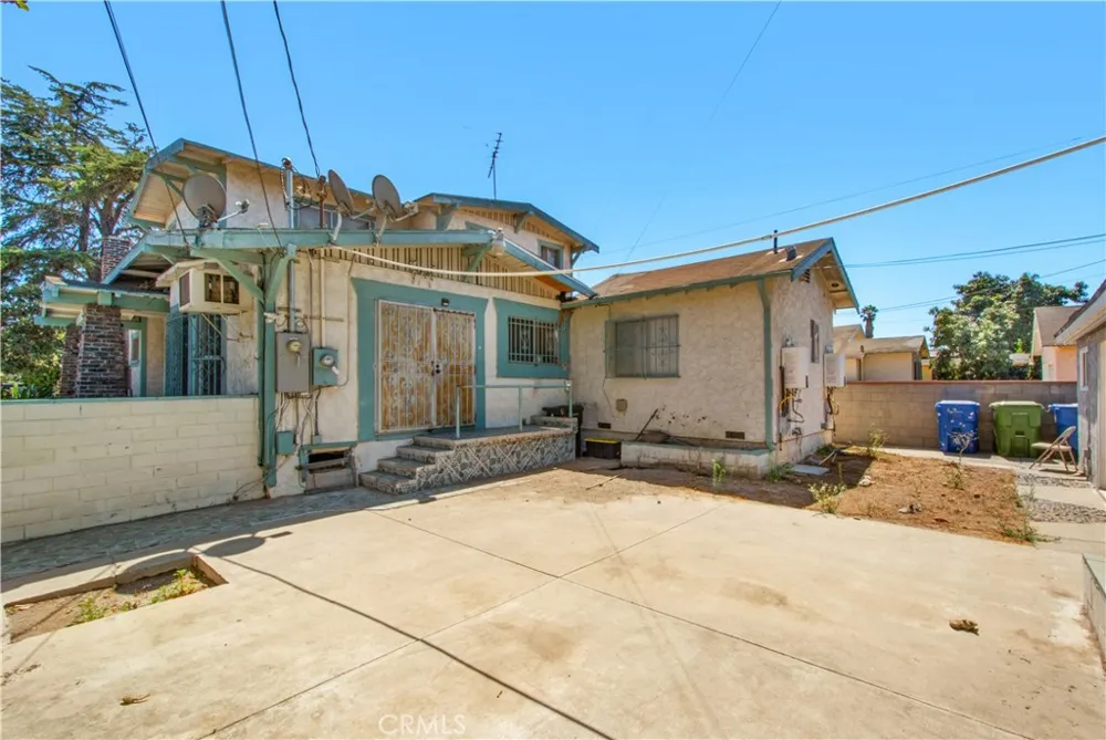 4301 Arlington Ave. Los Angeles, CA 90008