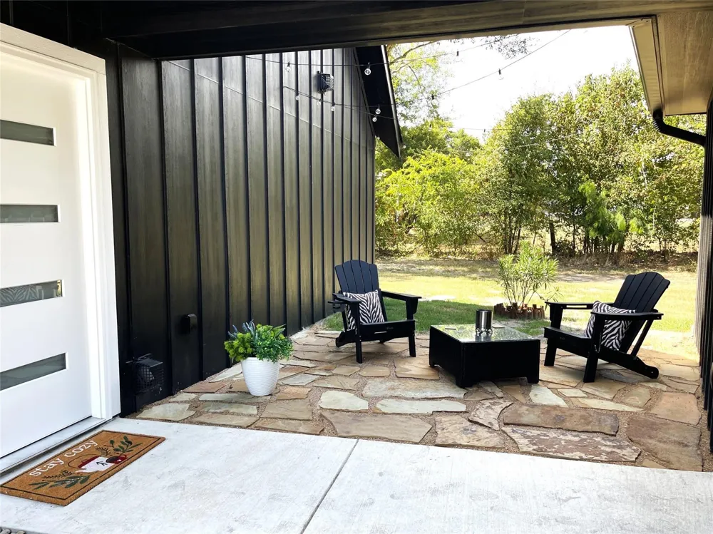 201 Man-O-War Groesbeck, TX 76642