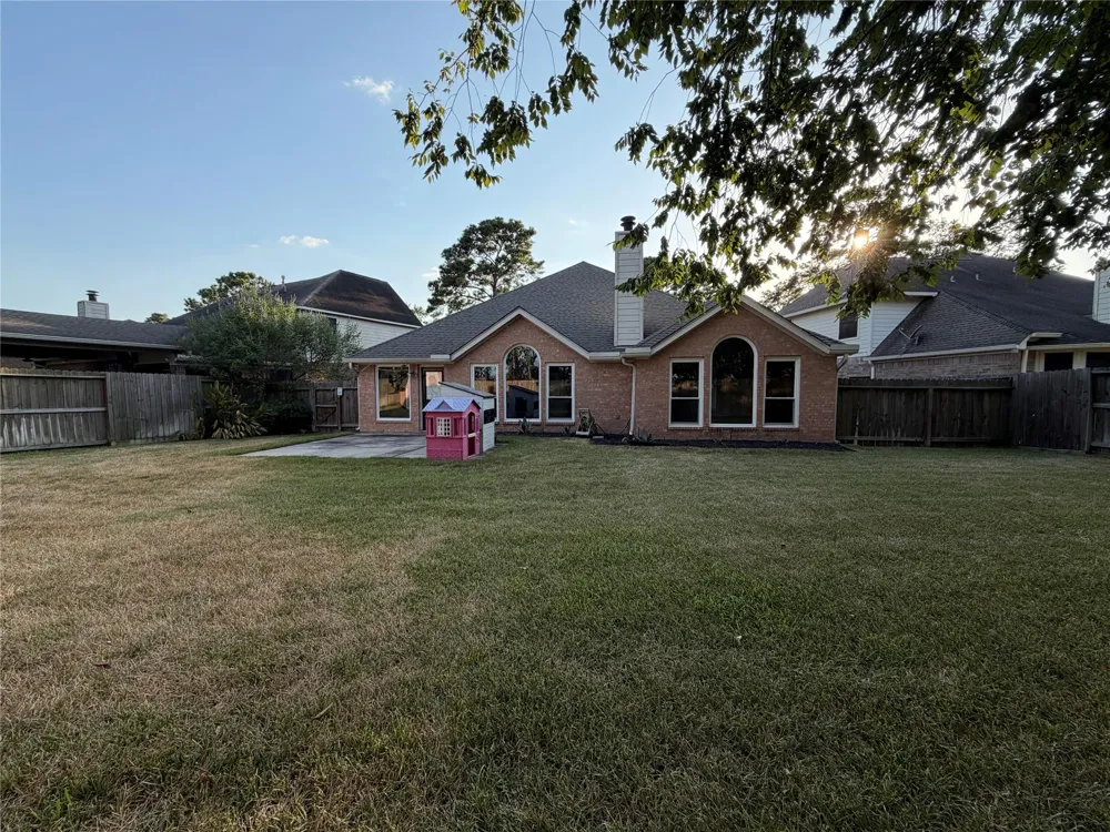 19026 Northcanyon Drive Tomball, TX 77377