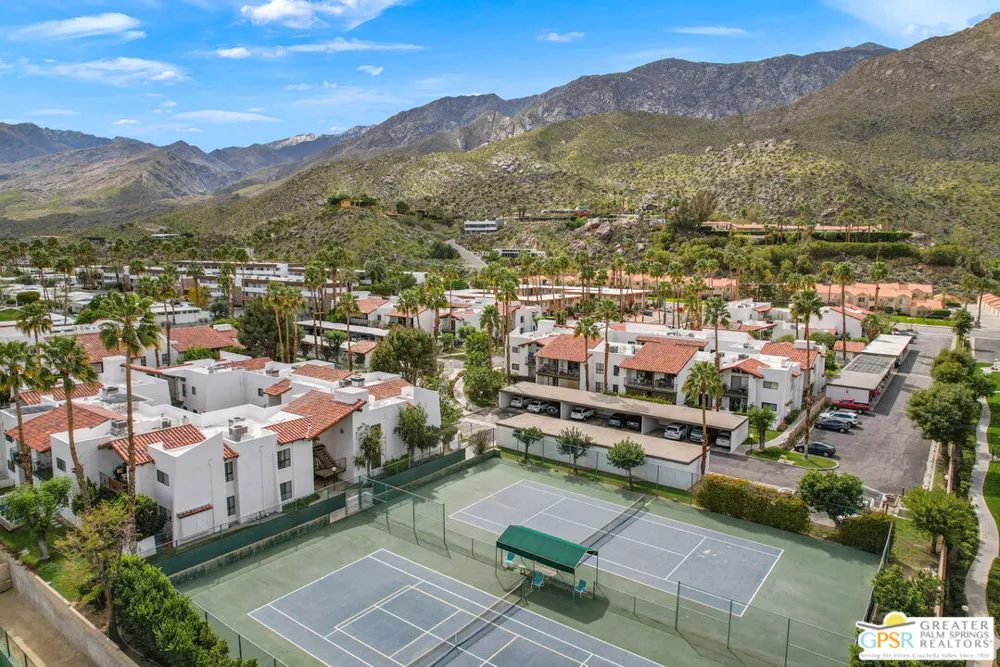 2230 S Palm Canyon Drive Palm Springs, CA 92264