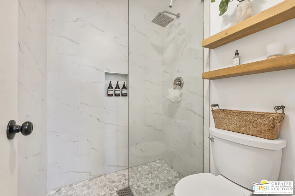 2230 S Palm Canyon Drive Palm Springs, CA 92264