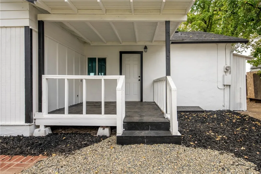 145 E 20th Merced, CA 95340