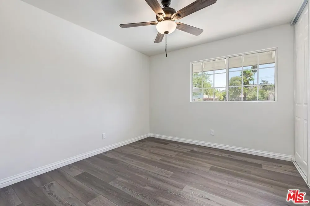 27127 Garza Drive Saugus, CA 91350