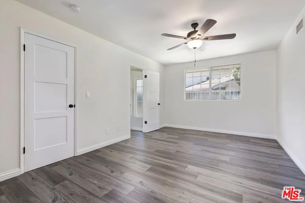 27127 Garza Drive Saugus, CA 91350