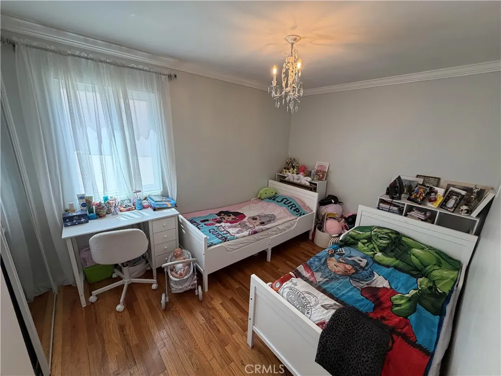 10619 Mcclemont Tujunga, CA 91042