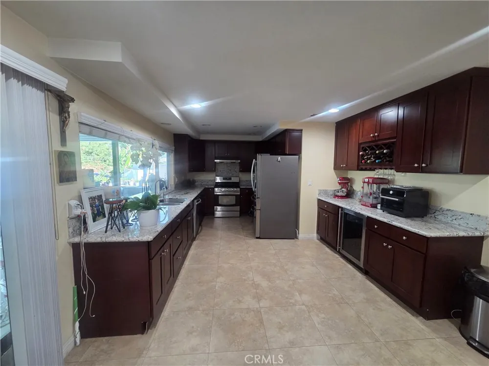 2342 Donosa Rowland Heights, CA 91748