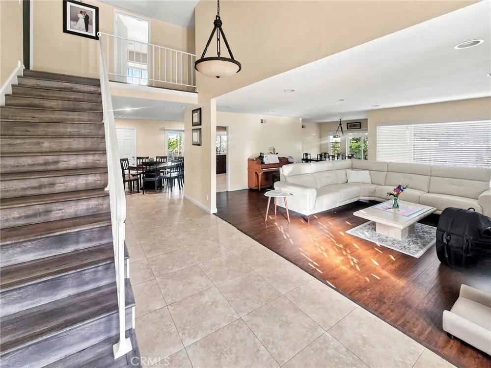 2342 Donosa Rowland Heights, CA 91748