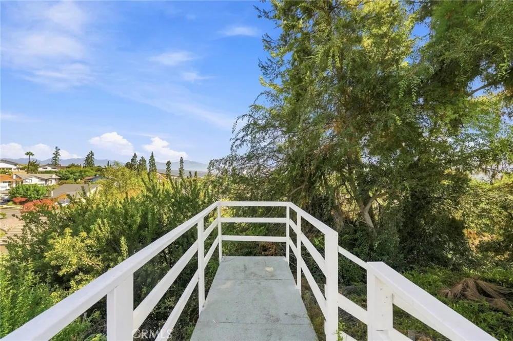 2342 Donosa Rowland Heights, CA 91748