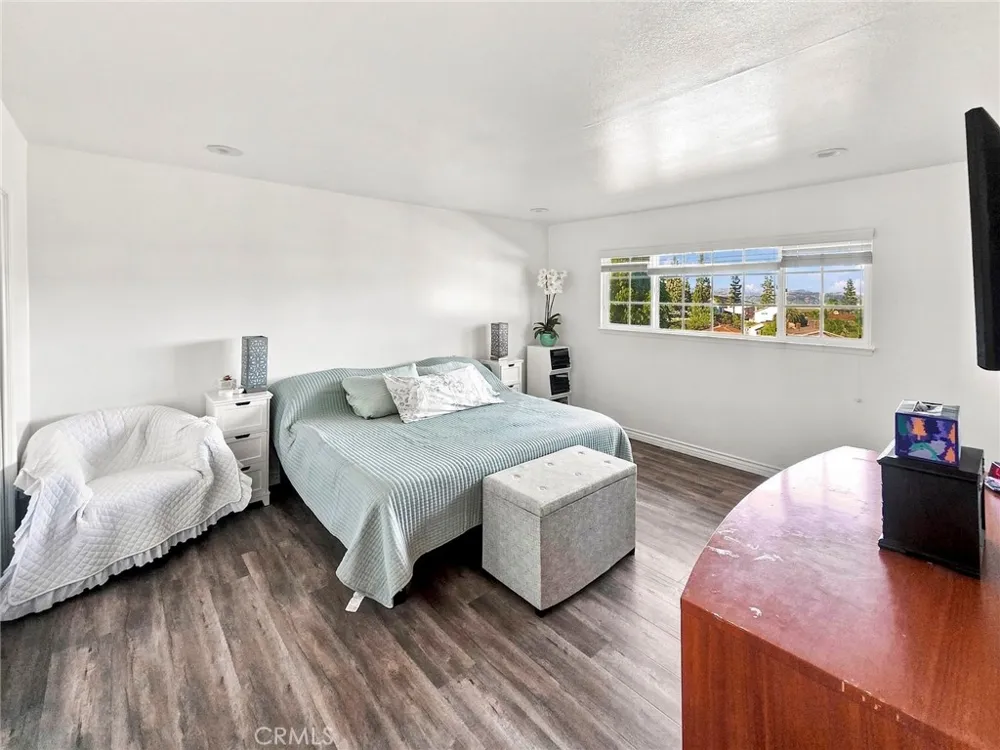 2342 Donosa Rowland Heights, CA 91748