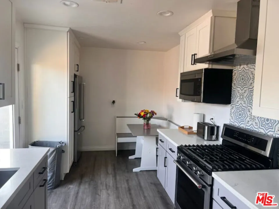 2108 W 156th Street Compton, CA 90220