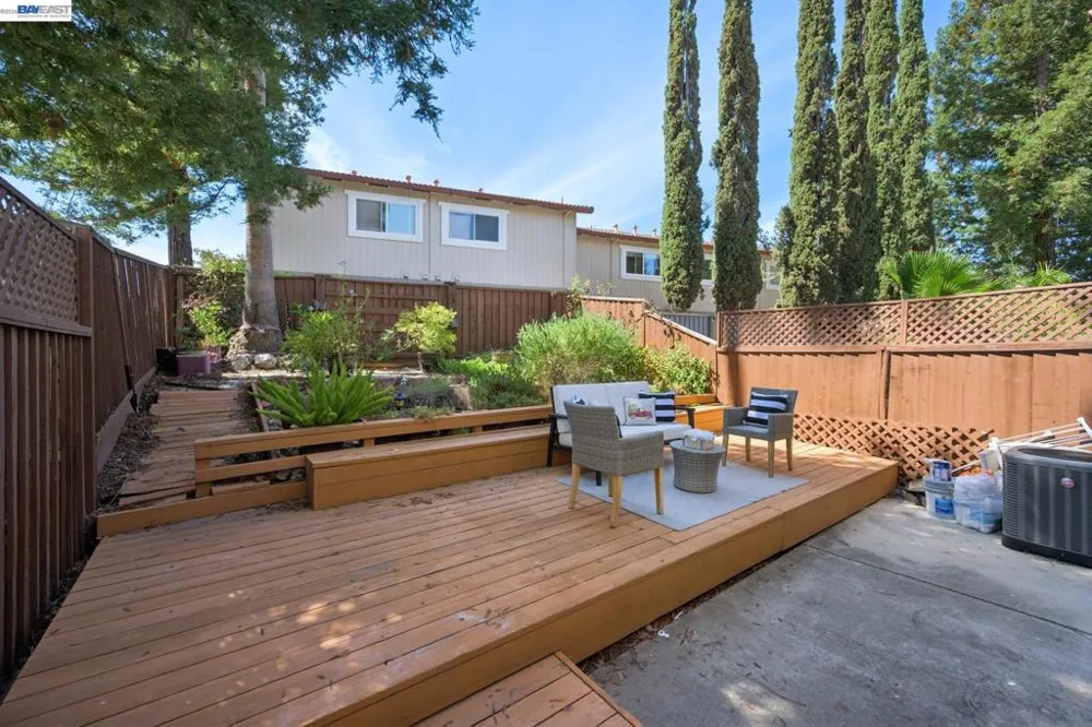 728 Saint Michael Cir Pleasanton, CA 94566