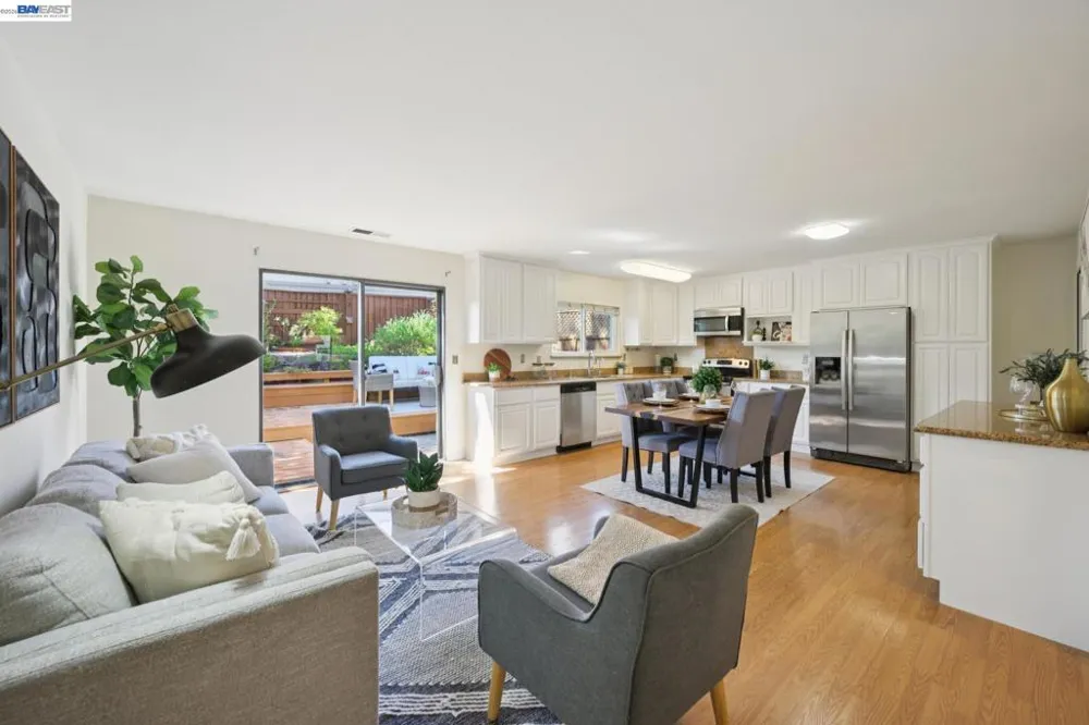 728 Saint Michael Cir Pleasanton, CA 94566