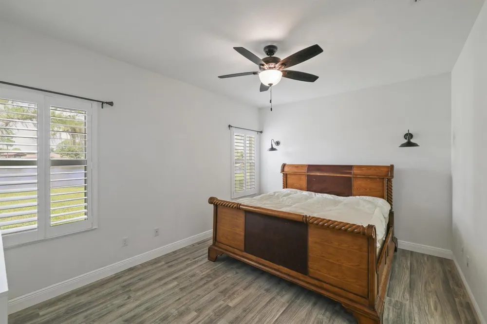 844 LAKE BETTY DRIVE Lake Placid, FL 33852