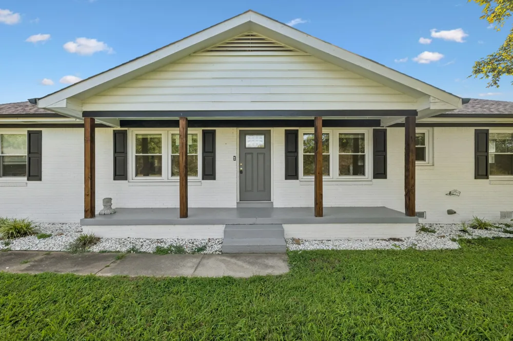 110 Sherwood Dr Waverly, TN 37185