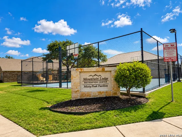 23554 Seven Winds San Antonio, TX 78258