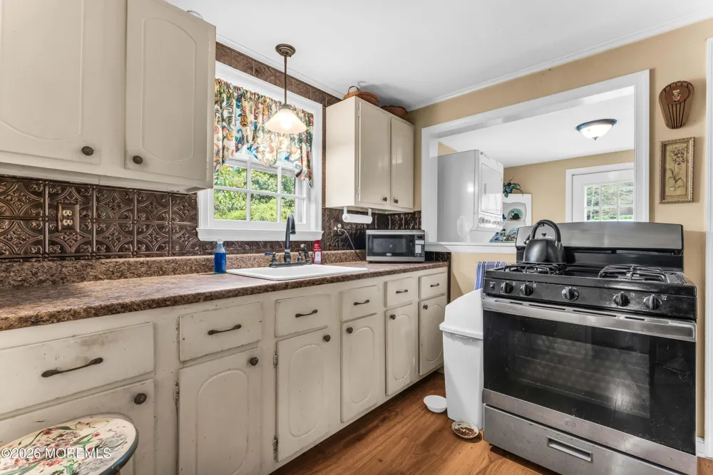 382 Van Zile Road Brick, NJ 08724