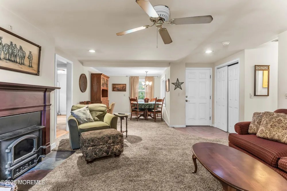 382 Van Zile Road Brick, NJ 08724