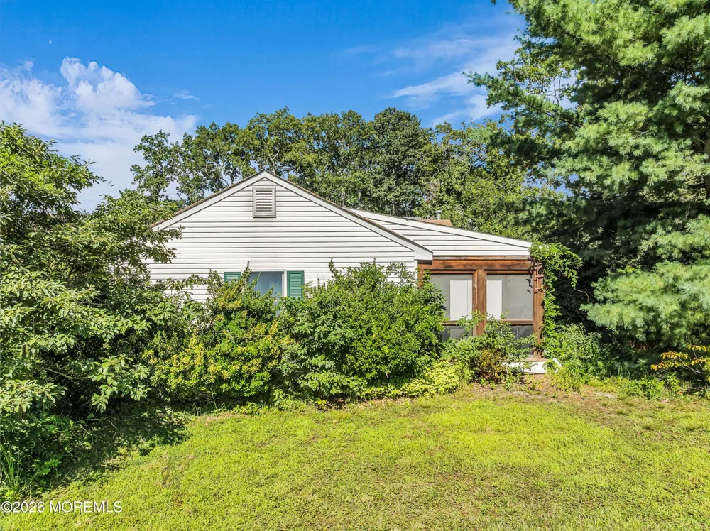 382 Van Zile Road Brick, NJ 08724