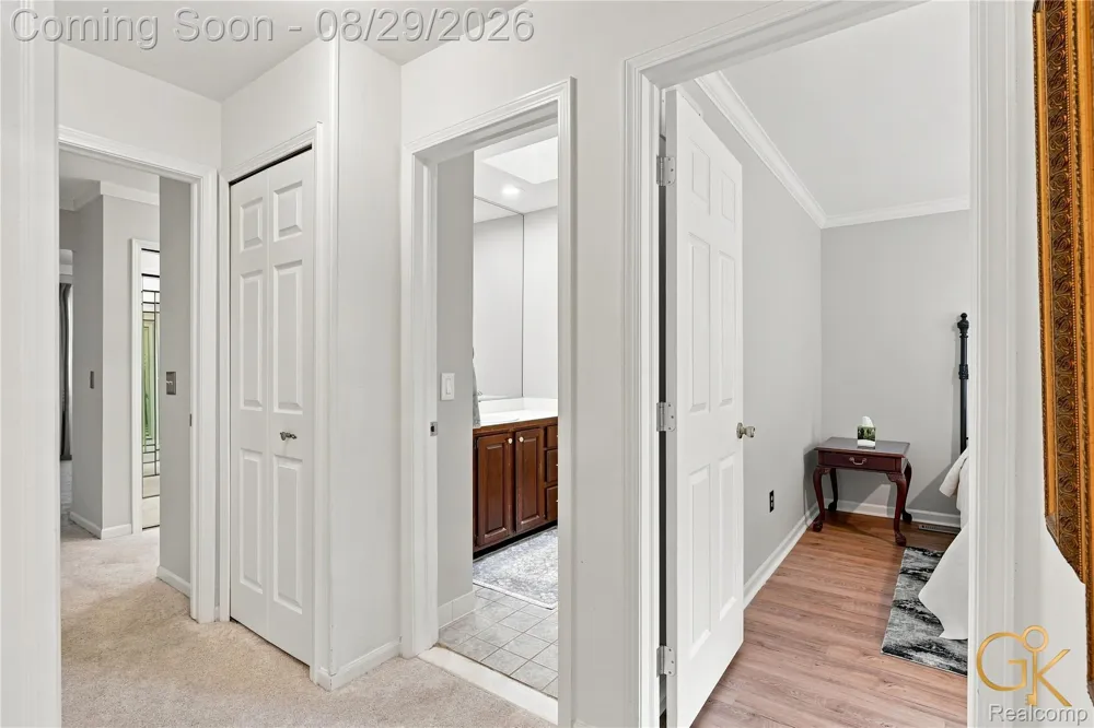 2216 London Bridge Drive Rochester Hills City, MI 48307