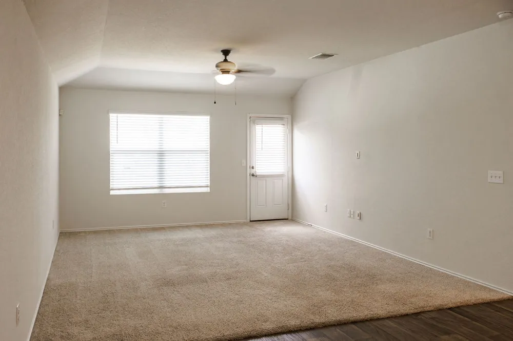 14915 Talus Road Manor, TX 78653