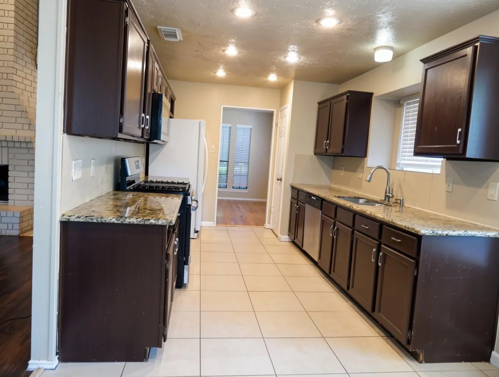 16307 Ember Hollow Lane Missouri City, TX 77498