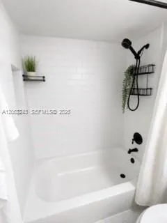 8520 SW 212th St #305 Cutler Bay, FL 33189