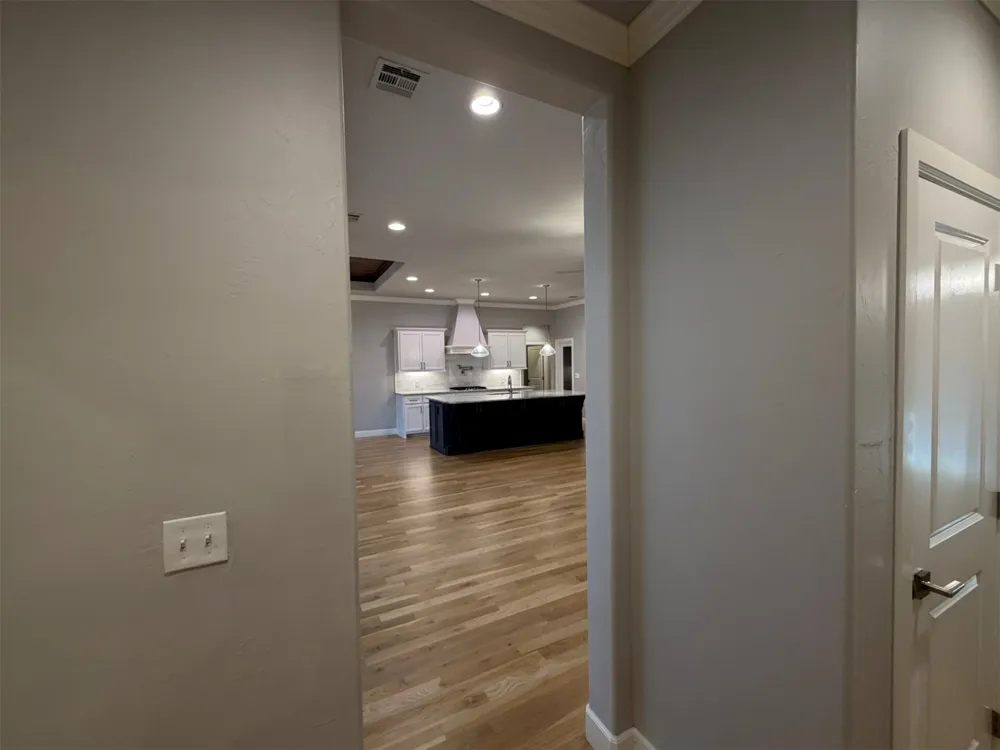 8720 S Quanah Avenue Tulsa, OK 74132