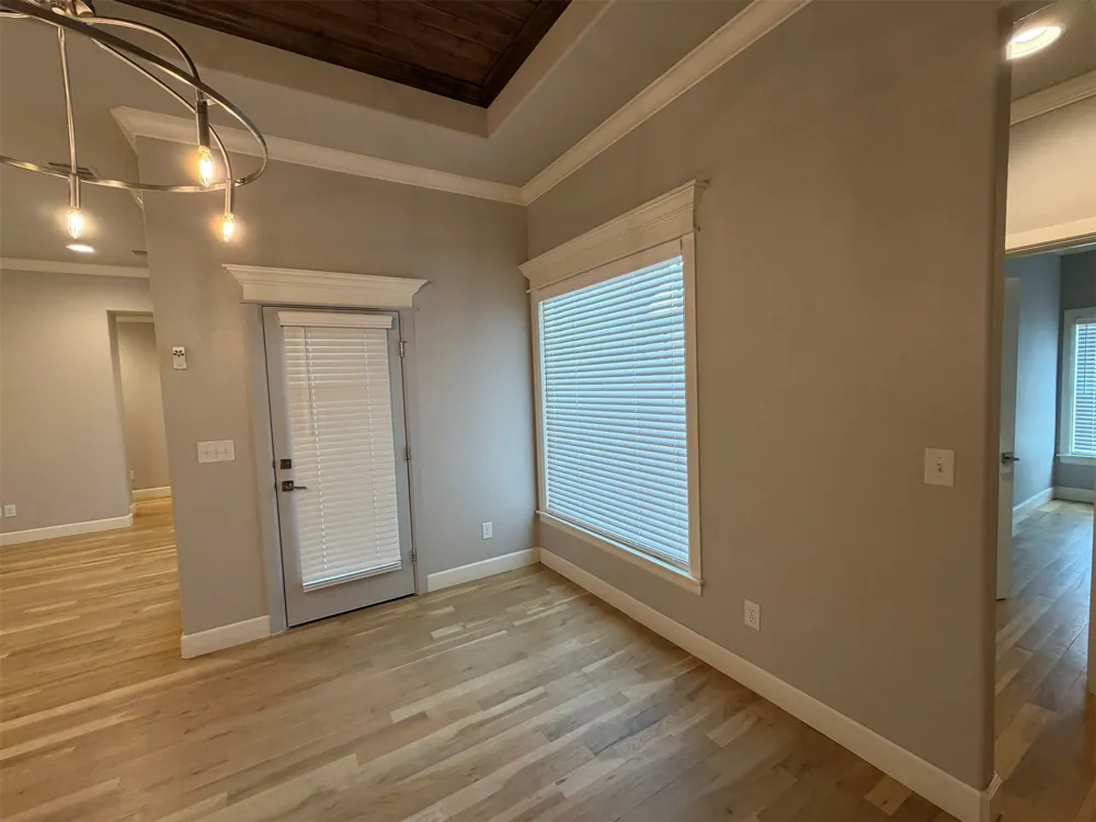 8720 S Quanah Avenue Tulsa, OK 74132