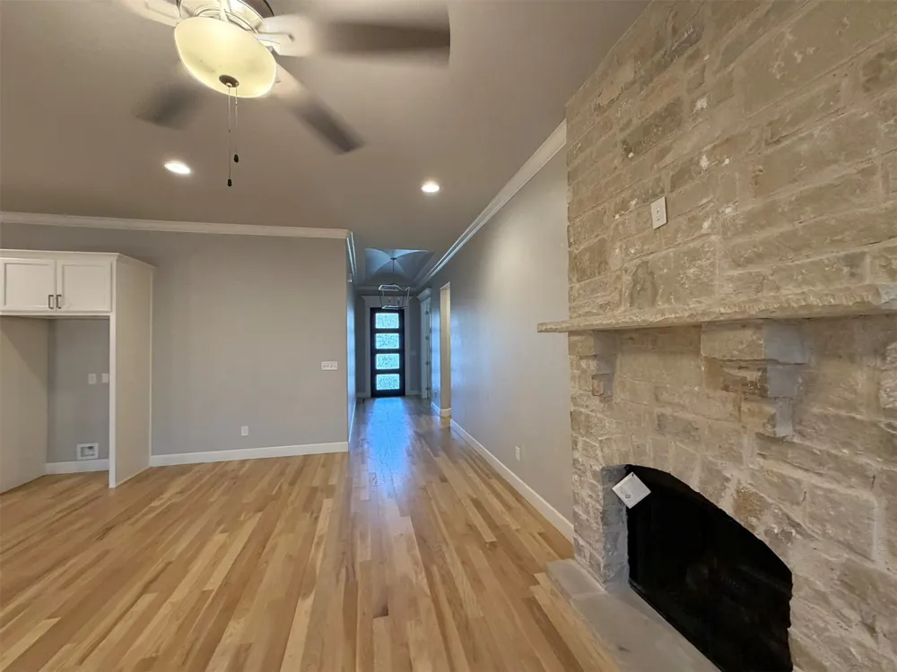 8720 S Quanah Avenue Tulsa, OK 74132