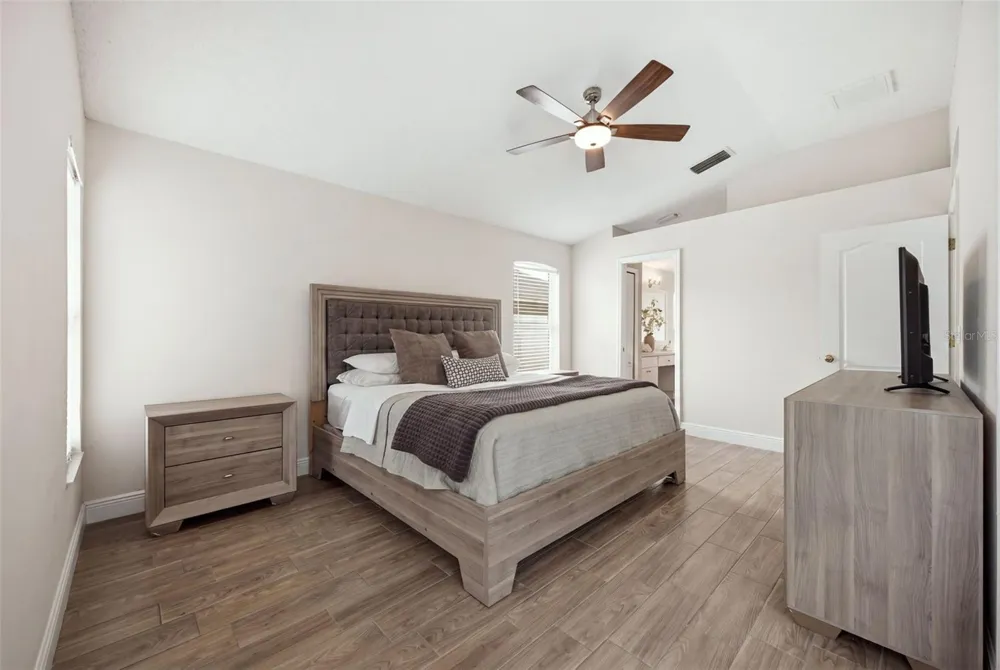 416 CYPRESS VIEW DRIVE Oldsmar, FL 34677