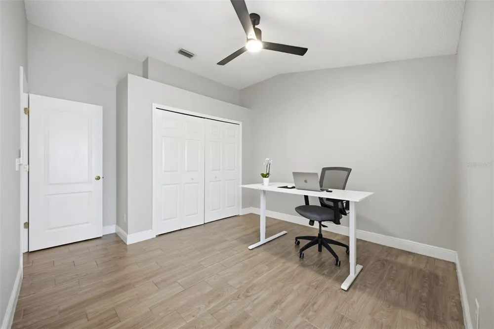 416 CYPRESS VIEW DRIVE Oldsmar, FL 34677