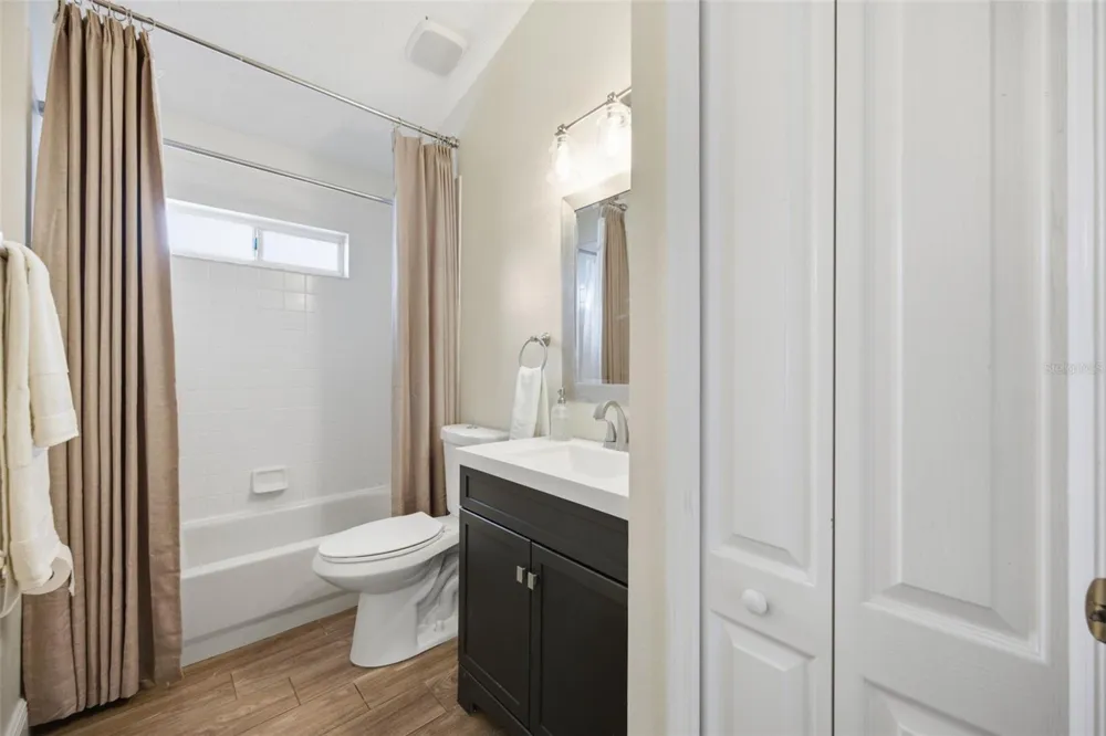 416 CYPRESS VIEW DRIVE Oldsmar, FL 34677