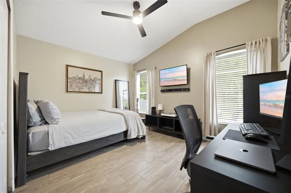 416 CYPRESS VIEW DRIVE Oldsmar, FL 34677