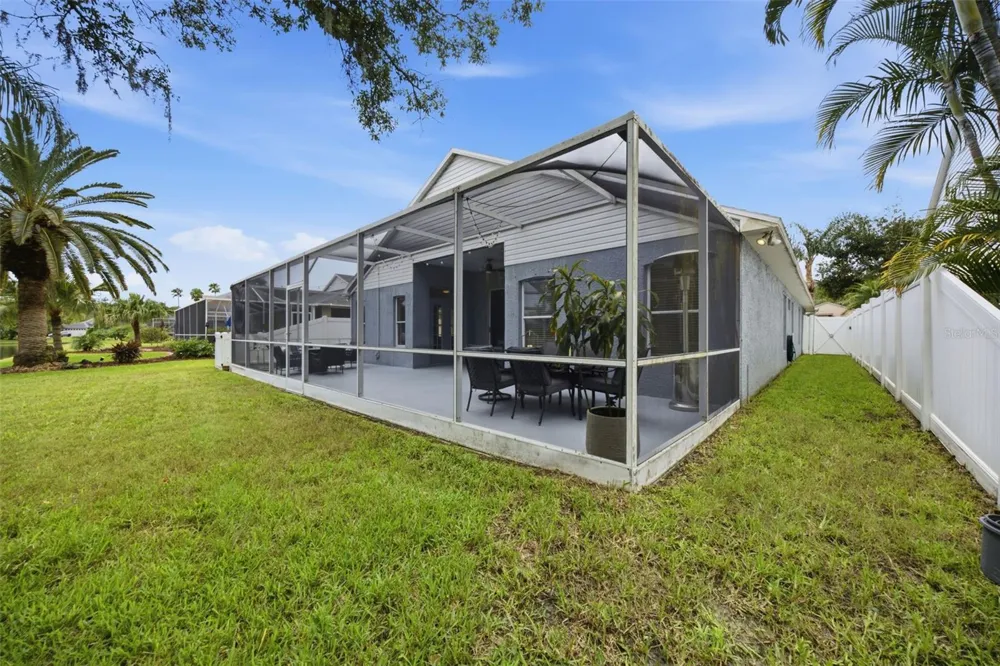 416 CYPRESS VIEW DRIVE Oldsmar, FL 34677