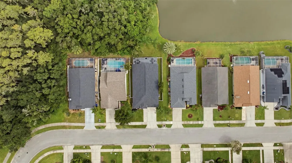 416 CYPRESS VIEW DRIVE Oldsmar, FL 34677