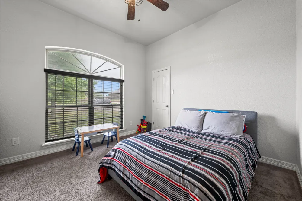 4906 Deerwood Loop Killeen, TX 76542