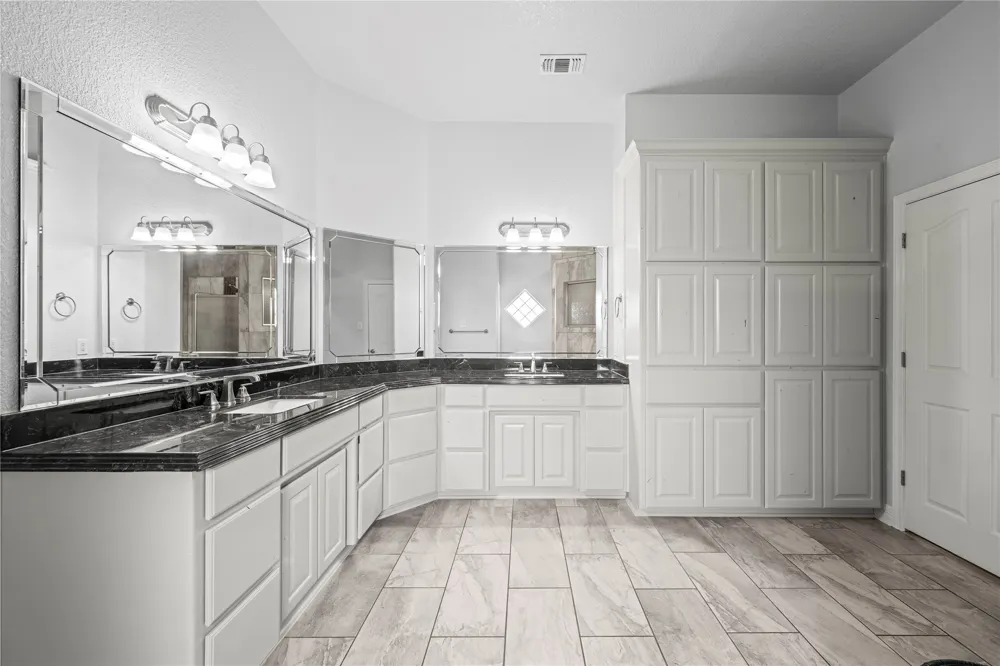 4906 Deerwood Loop Killeen, TX 76542