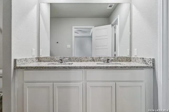 3838 ABBOTT PASS Unit 101 St Hedwig, TX 78152