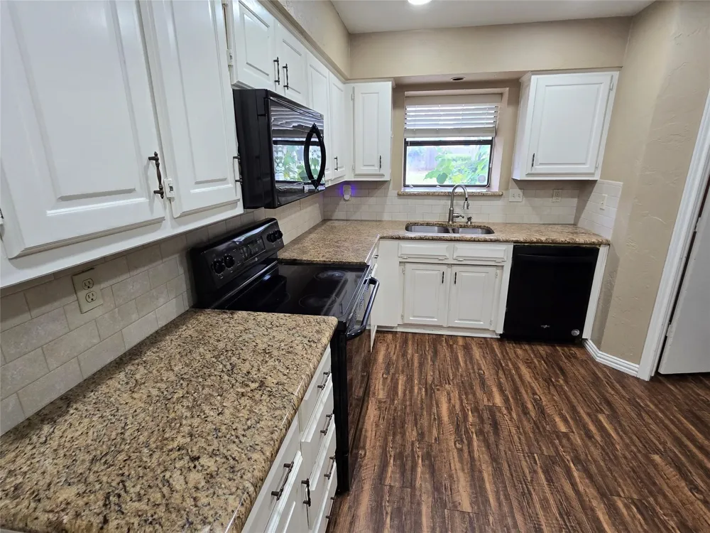 3216 Bandolino Lane Plano, TX 75075